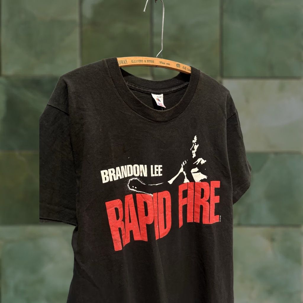 Fruit Of The Loom VINTAGE 90s Brandon Lee Rapid Fire Movie Promo Tee Shirt Large Black Mens Size US L / EU 52-54 / 3 - 1 Thumbnail