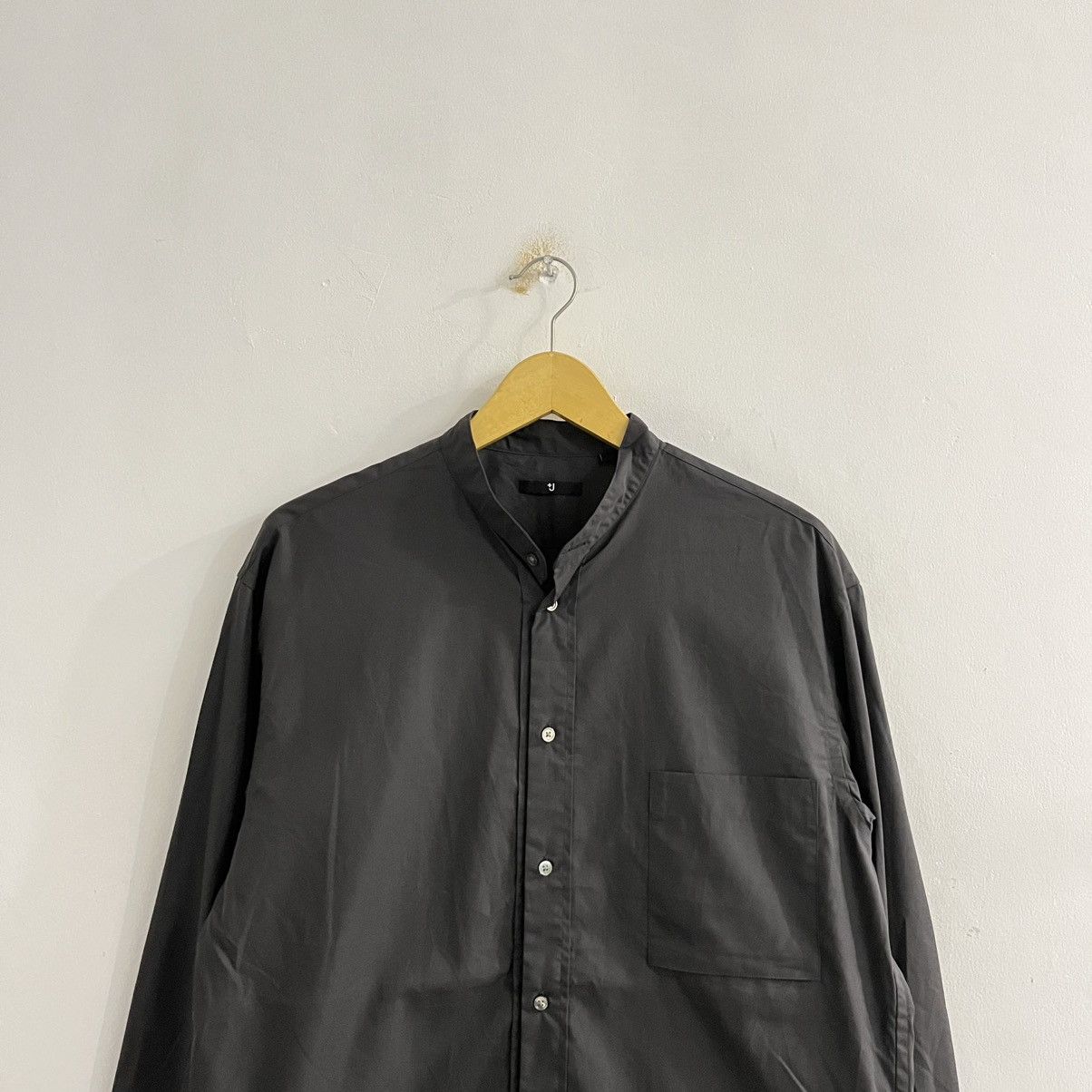 Jil Sander × Uniqlo Uniqlo X Jil Sander Dark Grey Stand Collar Button Up Size US M / EU 48-50 / 2 - 2 Thumbnail