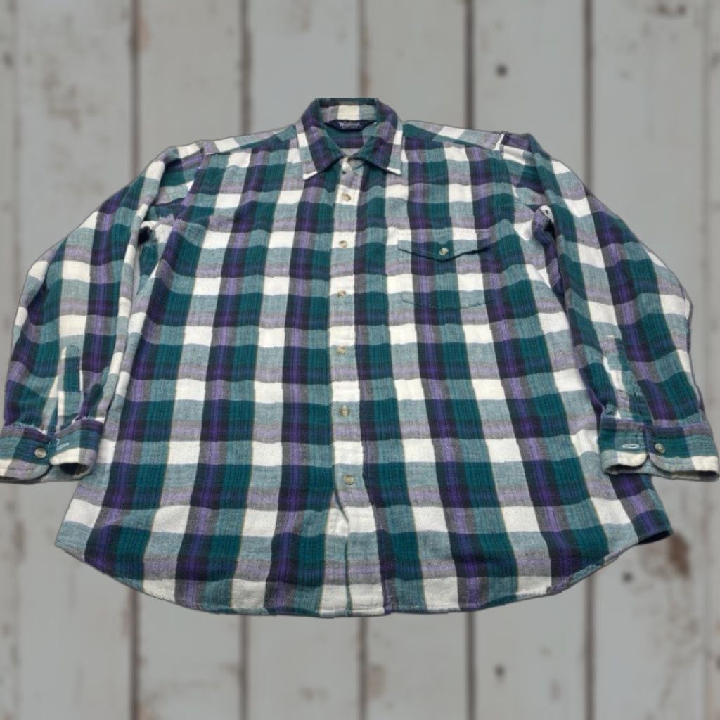 Vintage VINTAGE Woolrich Flannel Mens Large Green Purple Tartan Plaid Button Up 7973 Size US L / EU 52-54 / 3 - 1 Thumbnail