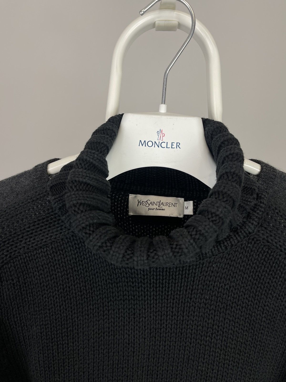 Yves Saint Laurent Yves Saint Laurent YSL sweater men jumper logo M black Size US M / EU 48-50 / 2 - 14 Thumbnail