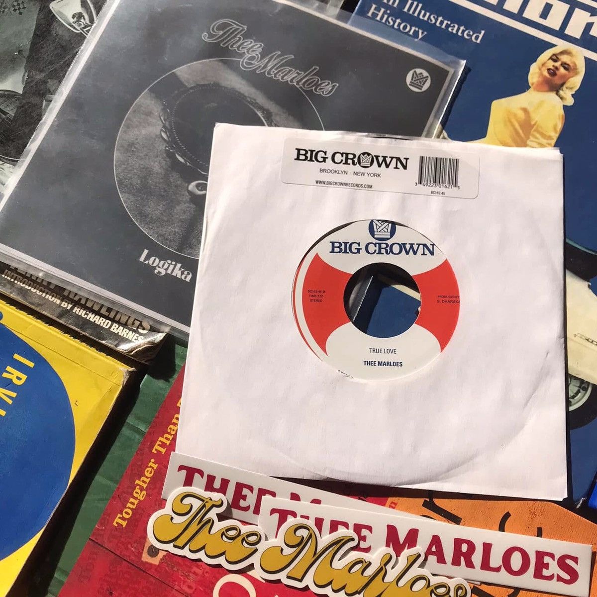 Band Tees Thee marloes - Big Crown Records brooklyn New York Size ONE SIZE - 8 Thumbnail
