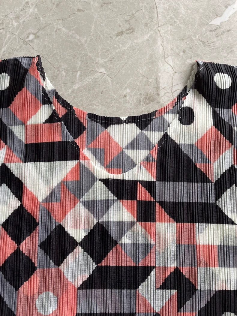 Issey Miyake Issey Miyake size:3 Black and pink geometric mixed-color d Size M / US 6-8 / IT 42-44 - 6 Thumbnail