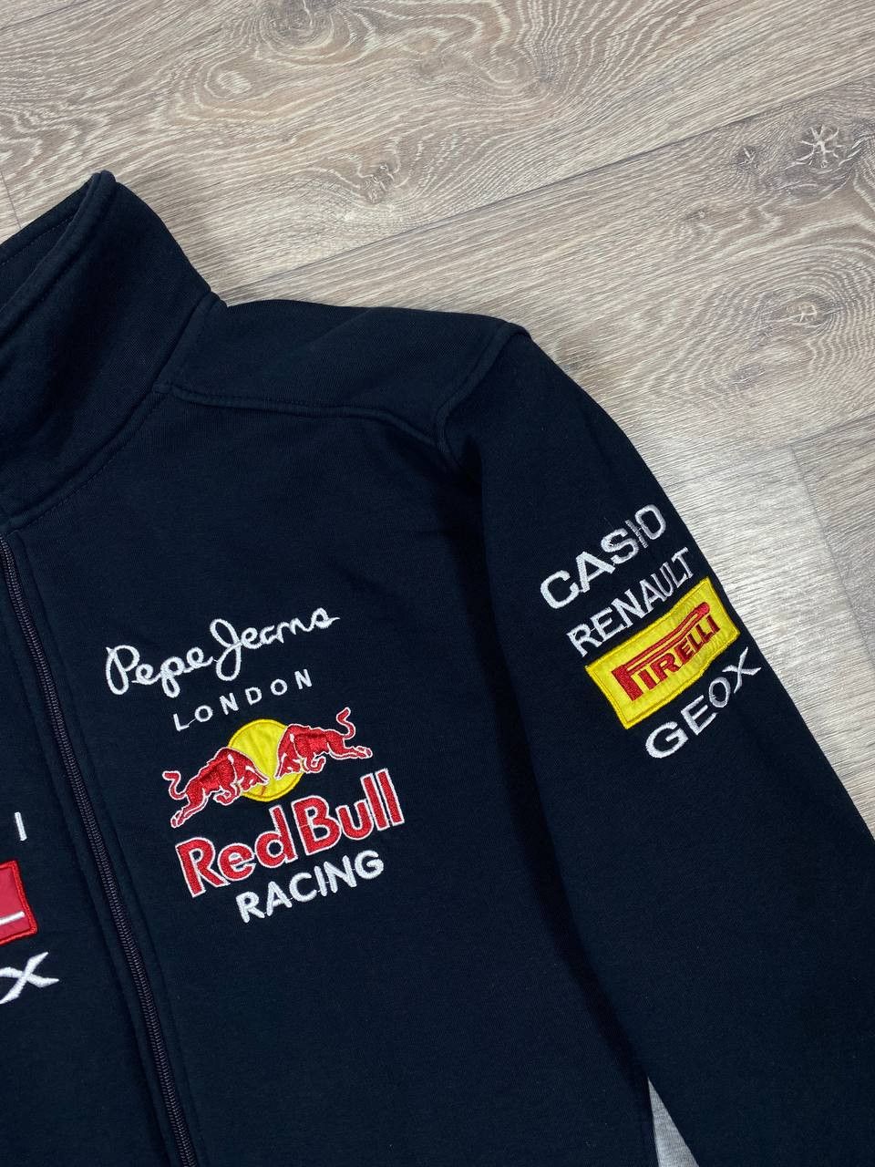 Red Bull × Vintage Vintage Red Bull Infinity Racing Cotton Jacket F1 NASCAR Size US XL / EU 56 / 4 - 2 Thumbnail