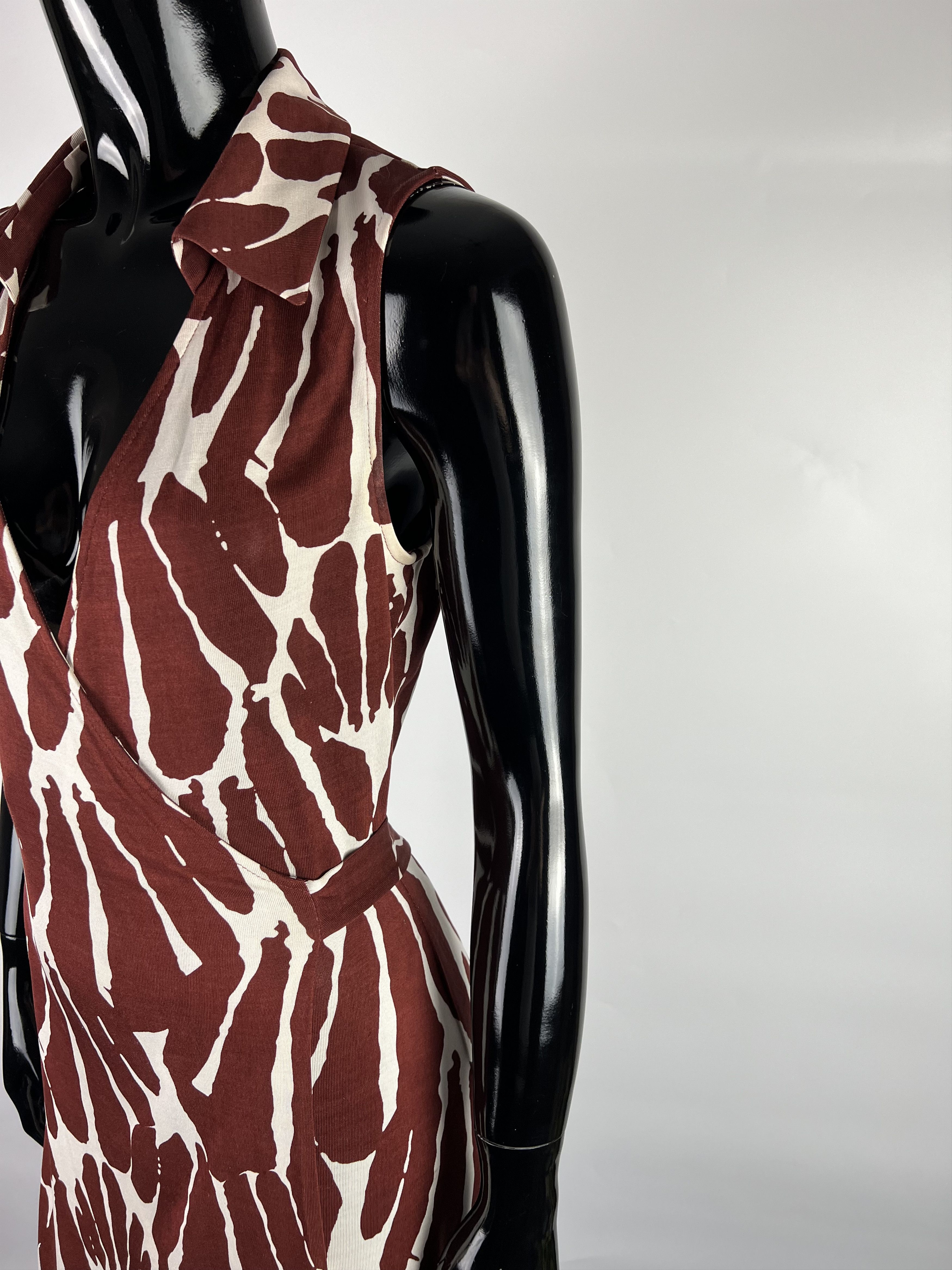 Diane von Furstenberg × Vintage Diane Von Furstenberg 100% Silk Sleeveless Wrap Dress US 8 Size M / US 6-8 / IT 42-44 - 4 Thumbnail