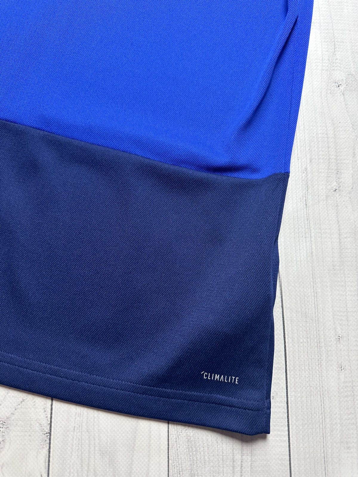 Adidas × Vintage Vintage adidas Scotland soccer polo jersey size S Size US S / EU 44-46 / 1 - 2 Thumbnail