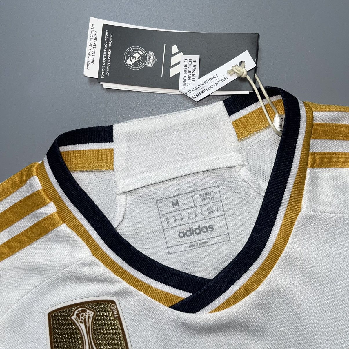 Adidas × Vintage NWT REAL MADRID 2023/2024 FOOTBALL HOME JERSEY #22 RUDIGER Size US M / EU 48-50 / 2 - 5 Thumbnail