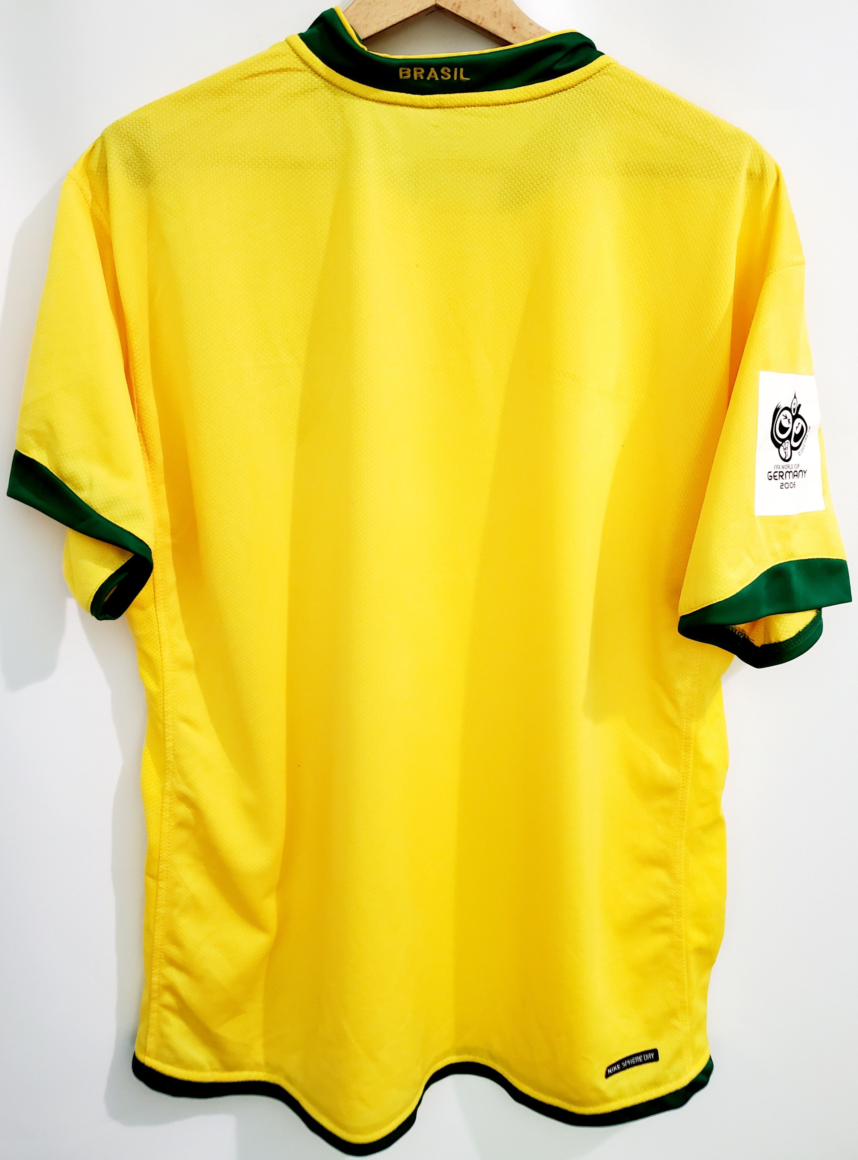 Nike × Vintage Brazil 2006-08 fifa World Cup Soccer Jersey size Xl Size US XL / EU 56 / 4 - 5 Thumbnail