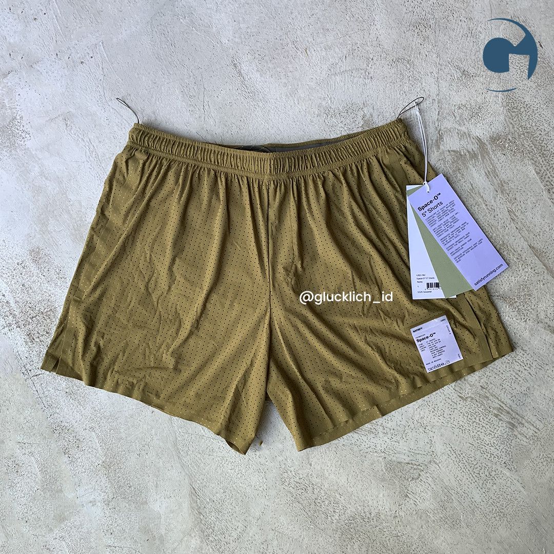 Satisfy Satisfy, Space-O 5" Shorts in Nutria Size US 40 / EU 56 - 2 Thumbnail