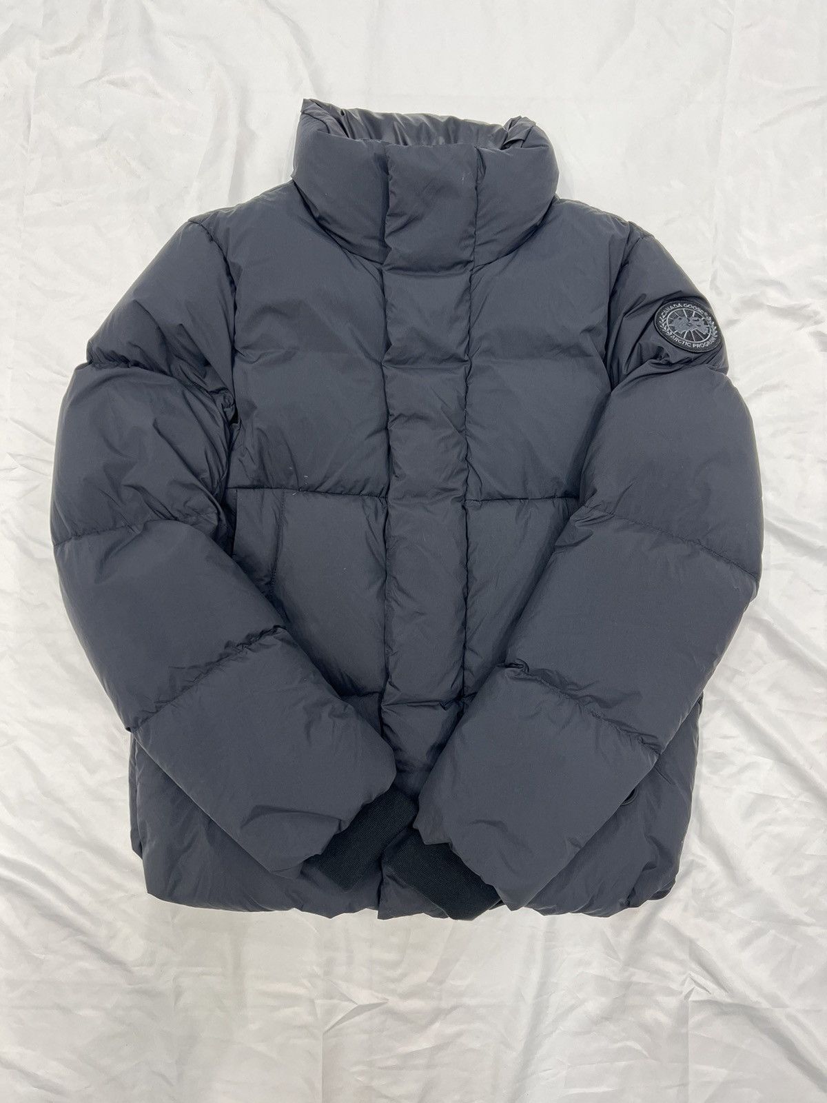 image of Canada Goose Everett Down-Filled Puffer Jacket in Black, Men's (Size Small)