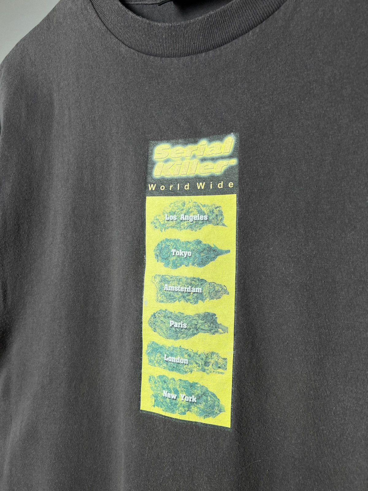 Vintage Vintage serial killer Tshirt weed marijuana psychedelic acid Size US L / EU 52-54 / 3 - 4 Thumbnail