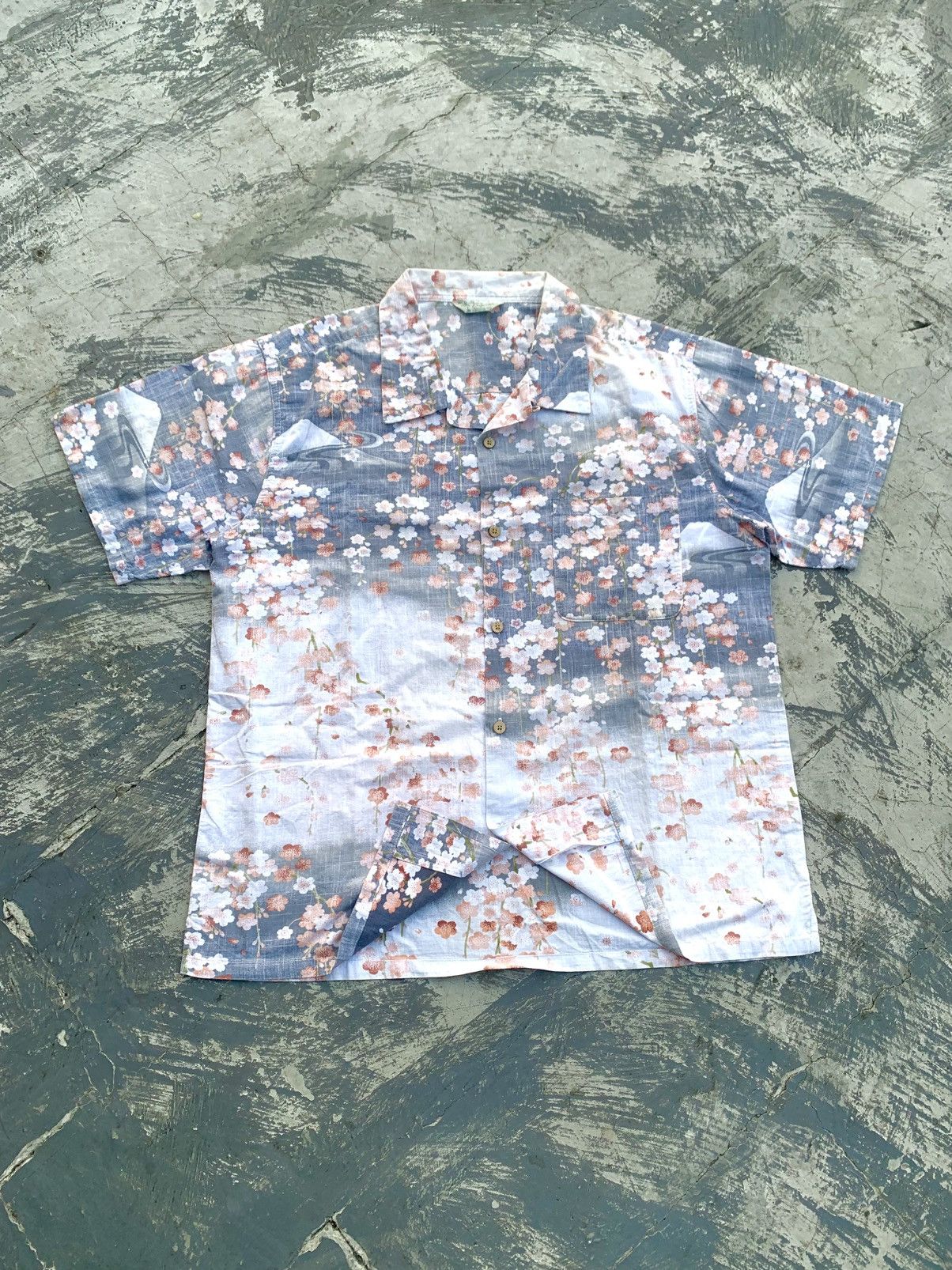 Japanese Brand 🇯🇵 Vtg Fuji Sakura Japan hawaiian Shirts Size US XL / EU 56 / 4 - 1 Thumbnail