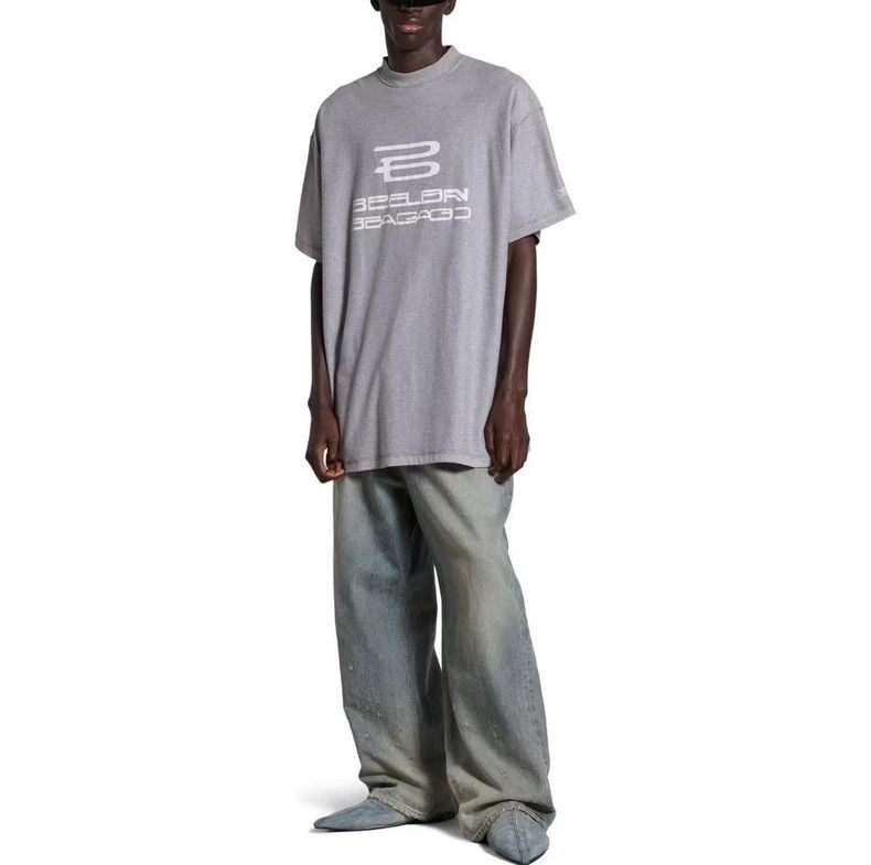 Balenciaga Balenciaga Black AI generates damaged short-sleeved ash. Size US L / EU 52-54 / 3 - 7 Thumbnail