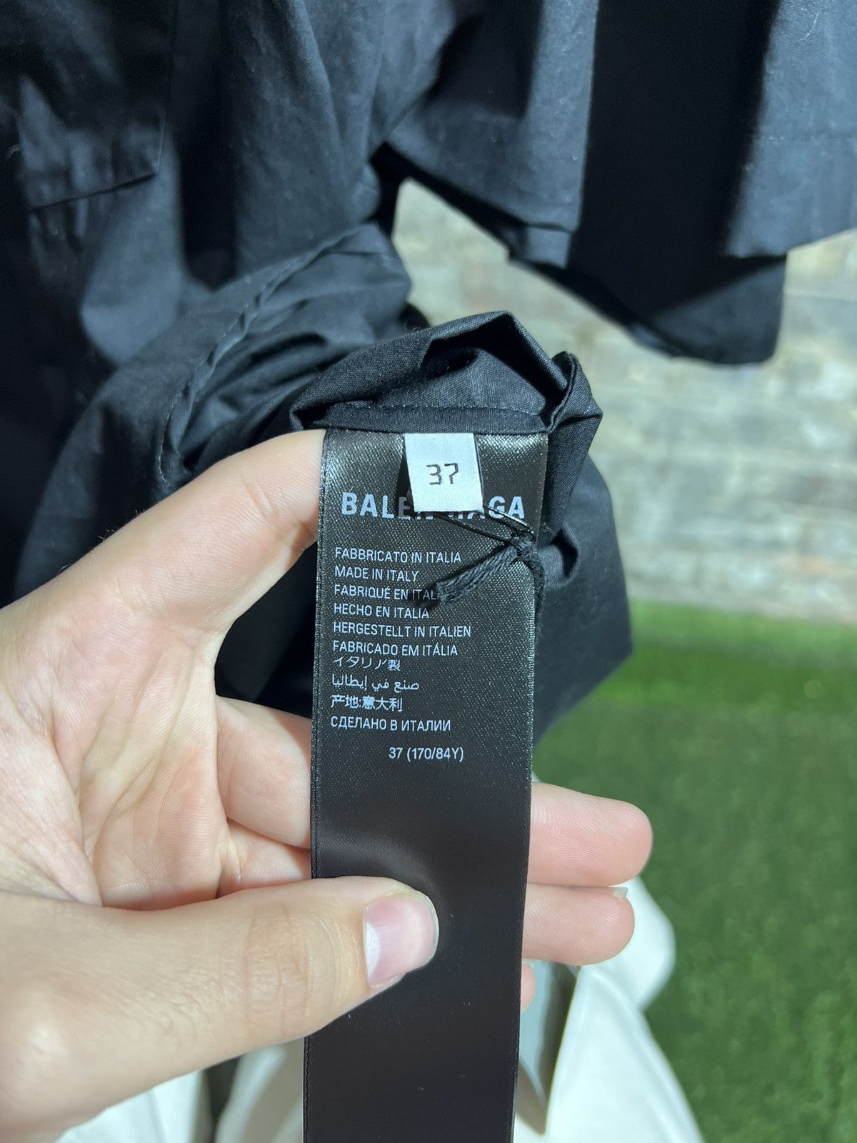 Balenciaga Balenciaga Tape Logo Button Up Size US L / EU 52-54 / 3 - 6 Thumbnail
