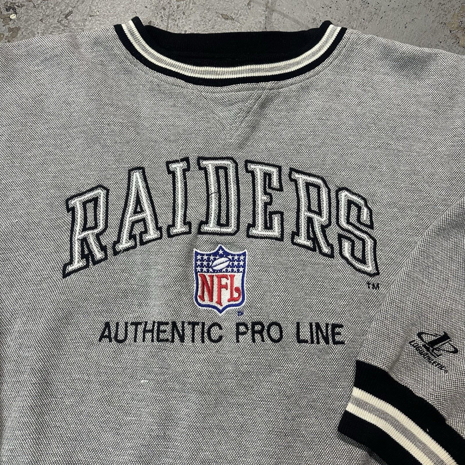 Logo Athletic × NFL × Vintage Vintage 90s Logo Athletic Los Angeles Raiders Sweatshirt Size US L / EU 52-54 / 3 - 1 Thumbnail