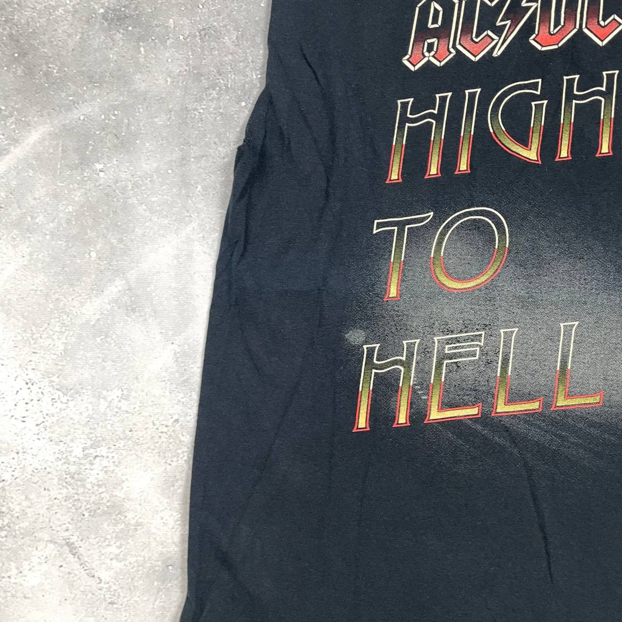 AC/DC Vintage 2000s ACDC Highway To Hell Sleeveless T Shirt Faded Size US XL / EU 56 / 4 - 9 Thumbnail