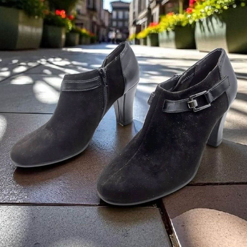 Other AEROSOLES Black Sz 7.5 Heeled Boots with Sophisticated Desi Size US 7.5 / IT 37.5 - 1 Thumbnail