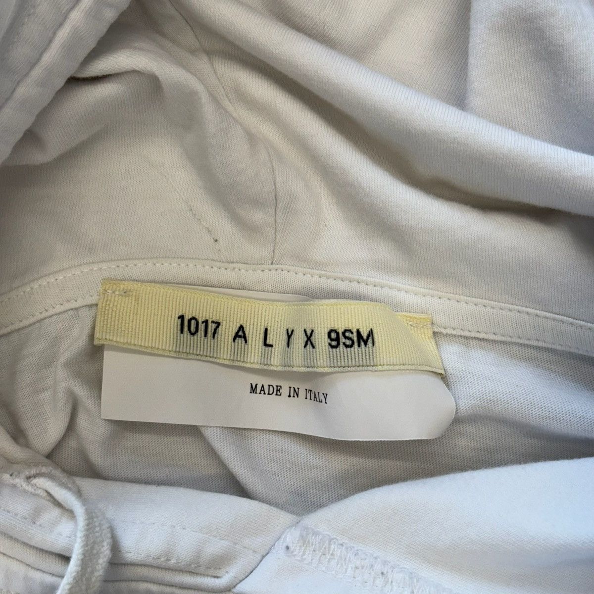1017 ALYX 9SM 1017 Alyx 9SM Hoodie White Black Logo Pullover Sweater Size US XL / EU 56 / 4 - 5 Thumbnail