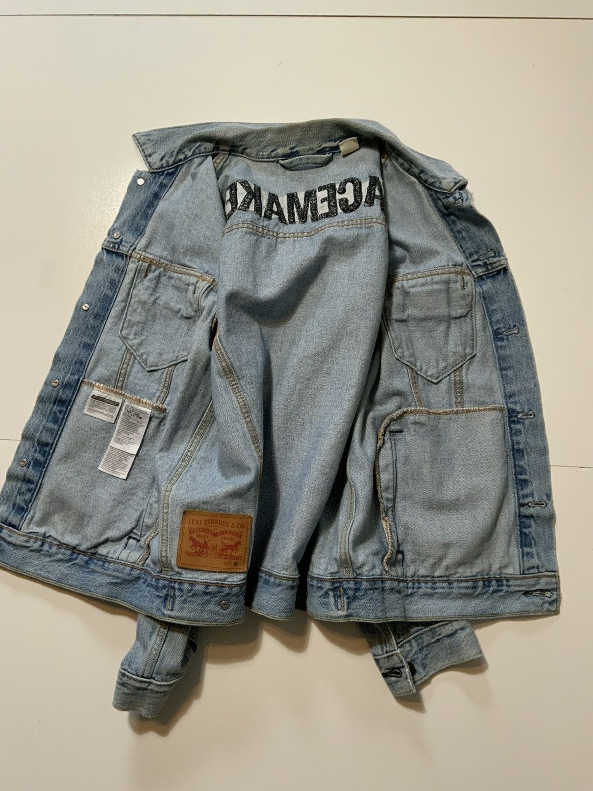 Levi's Levis Peacemaker Embroidered Denim Jean Trucker Jacket Size US M / EU 48-50 / 2 - 3 Thumbnail