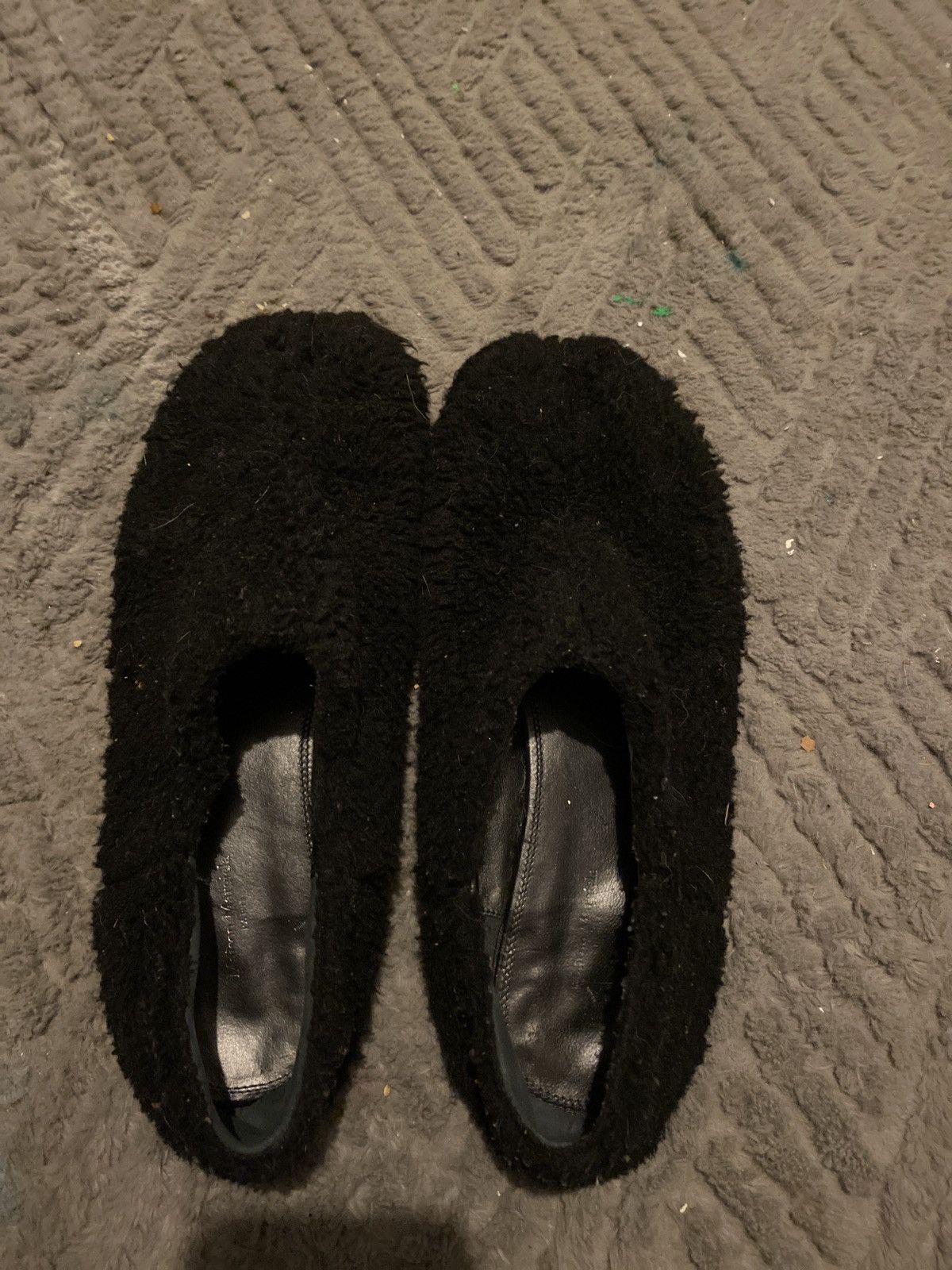 Maison Margiela Maison margelia Fuzzy tabi toe clogs Size US 10.5 / EU 43-44 - 2 Thumbnail