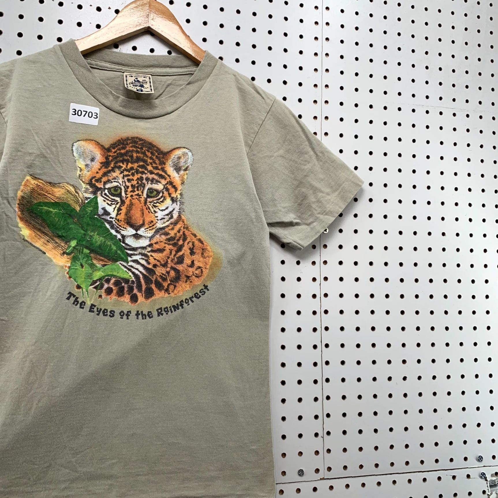 Vintage VINTAGE Alore 90s Tiger Nature Shirt Mens Small Gray Short Sleeve Crew Neck Single Stitch USA Size US S / EU 44-46 / 1 - 4 Thumbnail