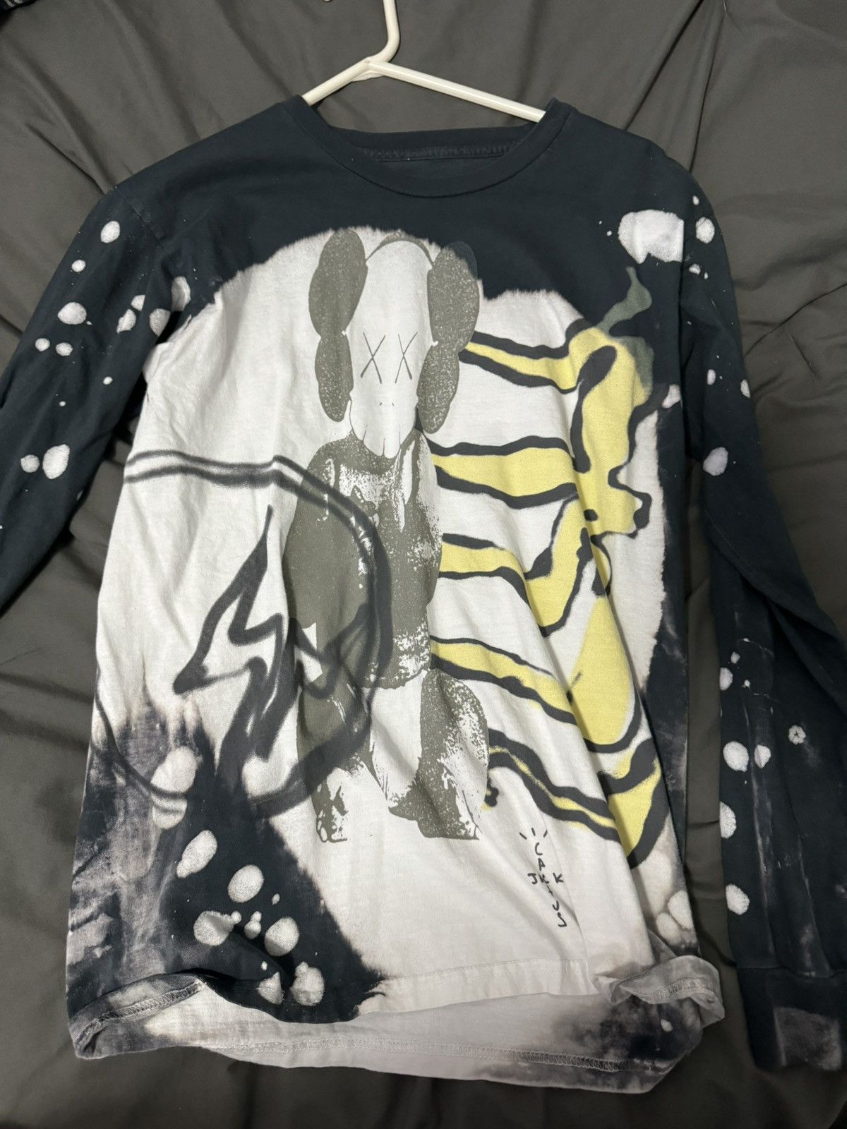 travis scott kaws long sleeve