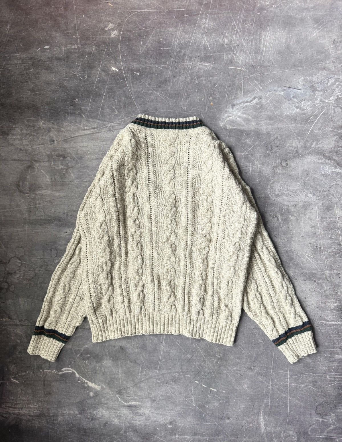 Britches Vintage Britches V-neck Sweater (L) Size US L / EU 52-54 / 3 - 2 Thumbnail