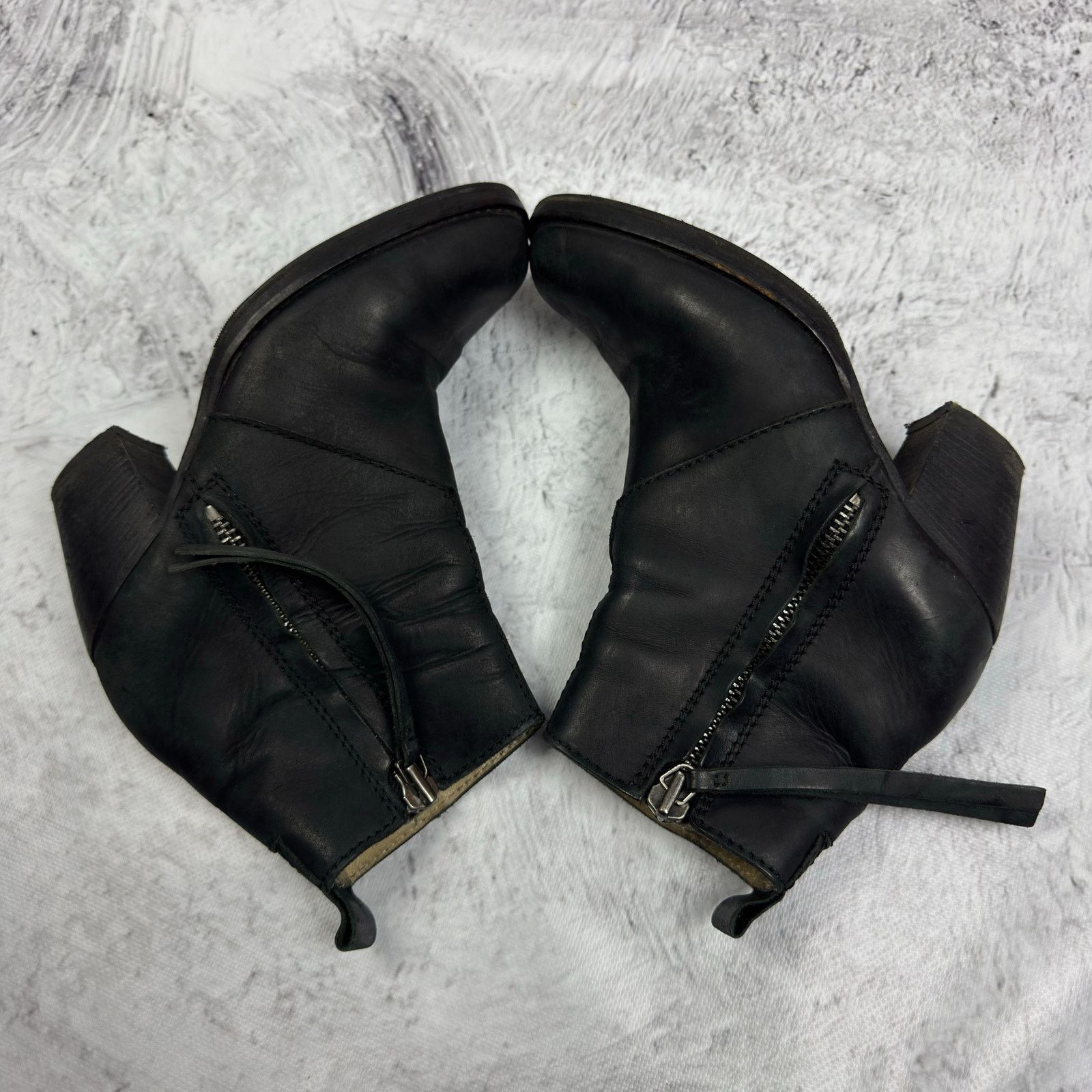 Acne Studios Acne Piston Womens Black Leather Side Zip Block Heel Boot 36 Size US 6 / IT 36 - 9 Thumbnail