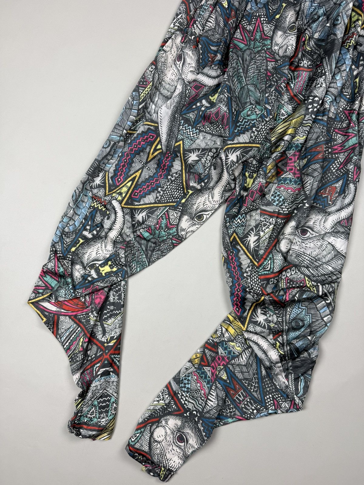 V AVE SHOE REPAIR V Ave Shoe Repair Avantgarde Abstract Pattern Pants Trousers Size 25" / US 0 / IT 36 - 5 Thumbnail
