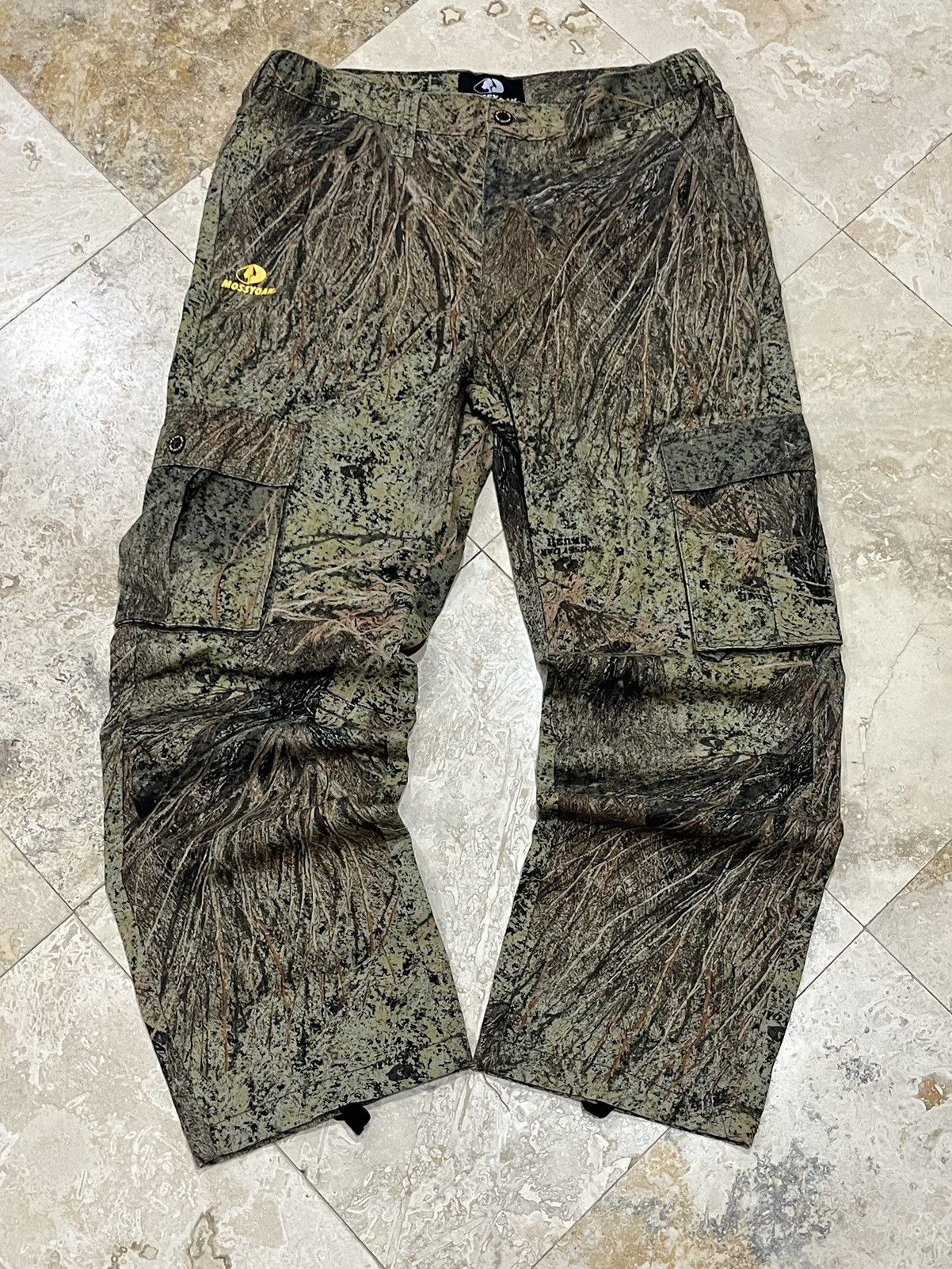 Mossy Oaks × Vintage Mossy Oak Brush Camo Cargo Pants Size US 33 - 1 Thumbnail