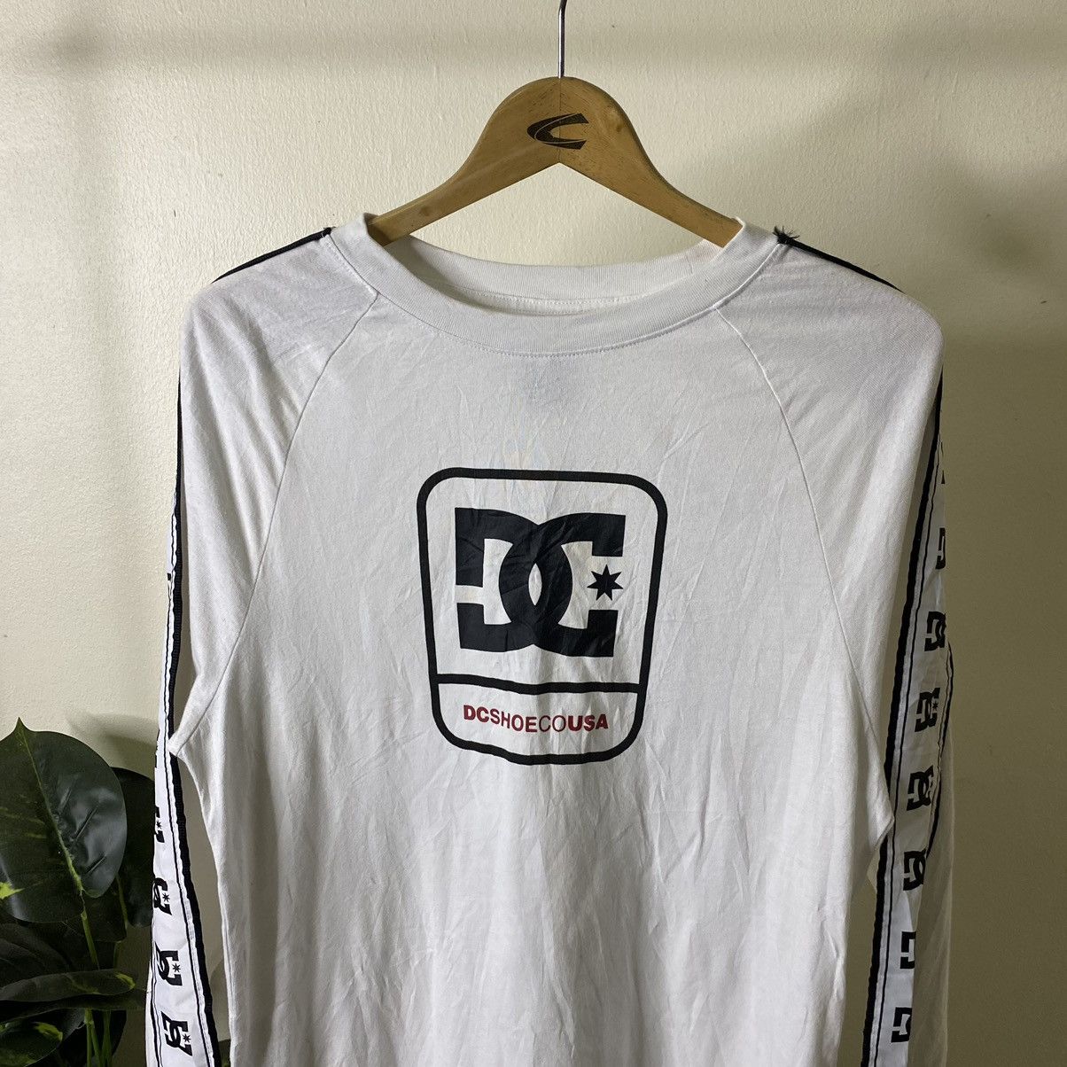 DC Vintage Y2K DC Shoe USA Skateboard Sidetape Skater LS Tee Size US M / EU 48-50 / 2 - 2 Thumbnail