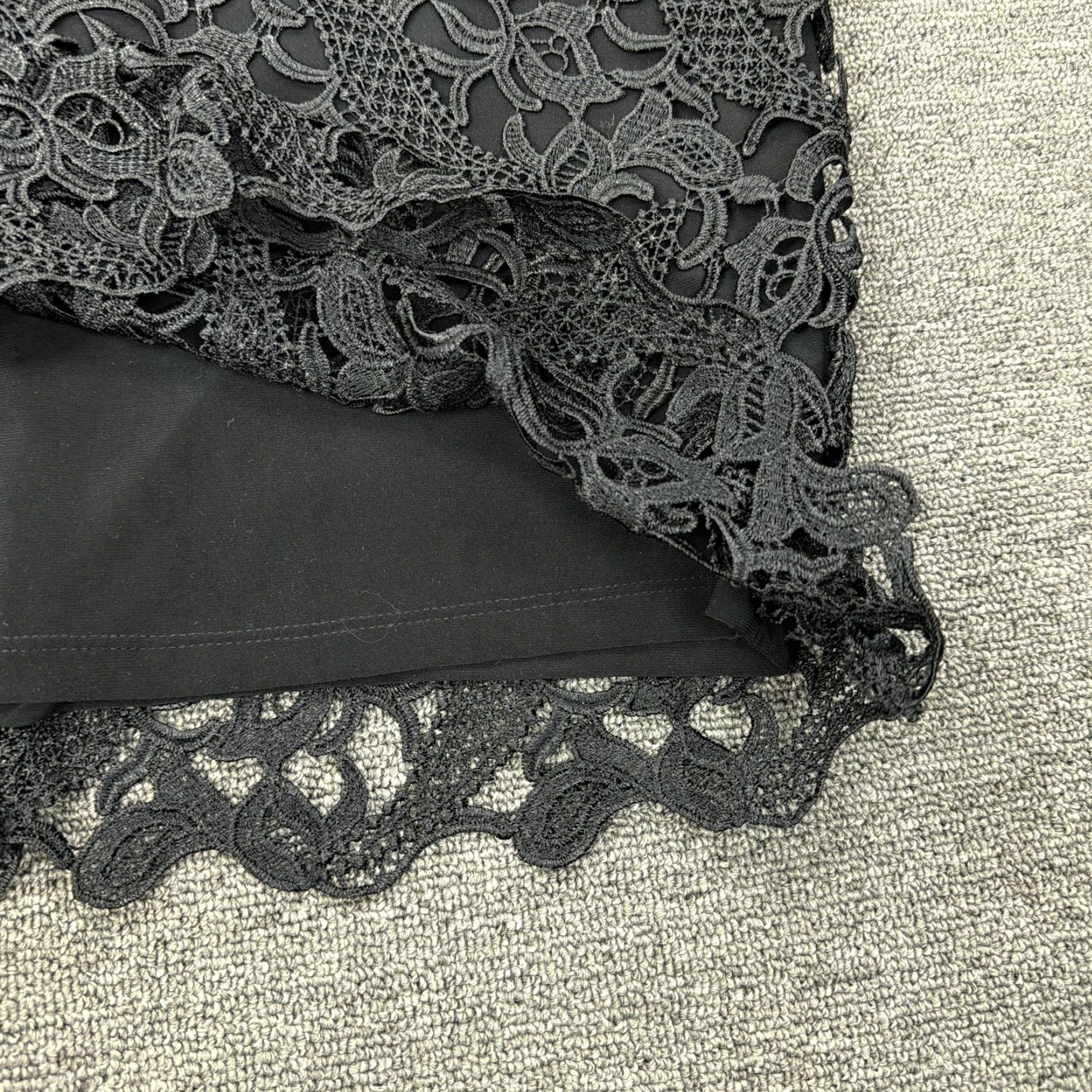 Ralph Lauren Lauren Ralph Lauren Dress Womens 4 Black Floral Lace Sheath V-Neck Knee Length Cap Sleeve Zipper Embroidered Lined Party Wedding Size S / US 4 / IT 40 - 5 Thumbnail