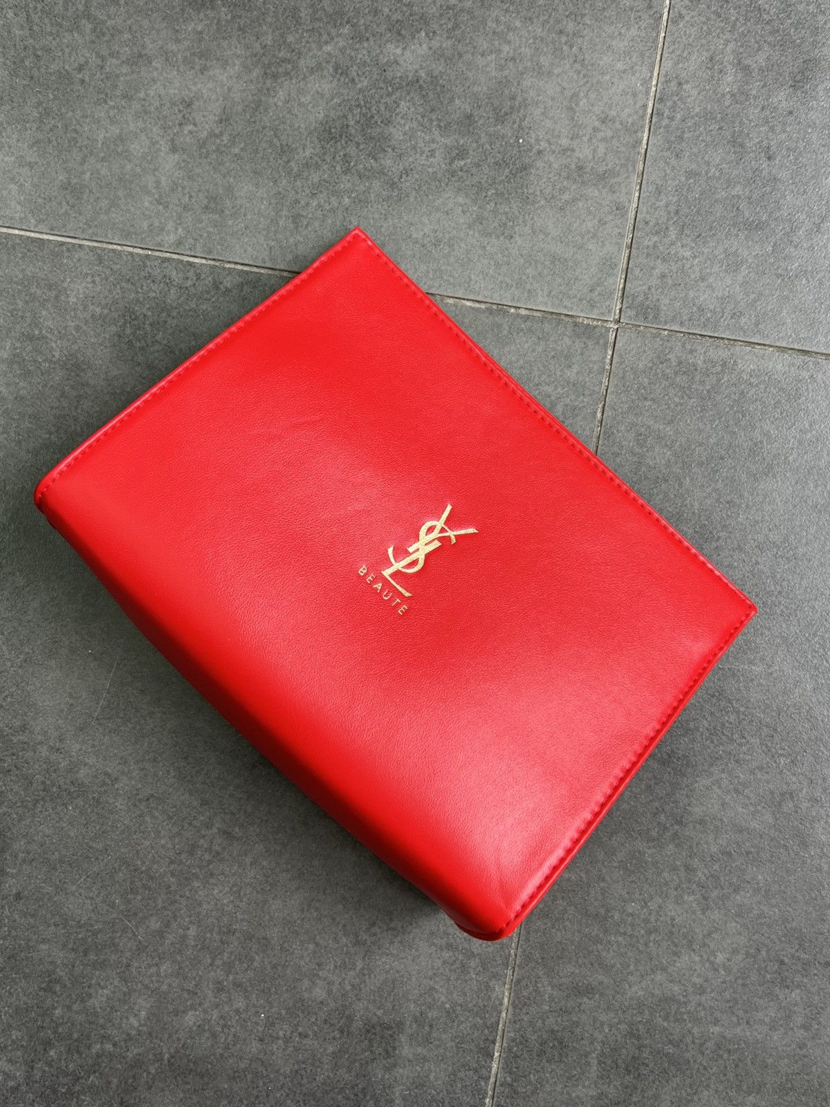 Yves Saint Laurent Yves Saint Laurent YSL Beaute cosmetic bag Size ONE SIZE - 1 Thumbnail