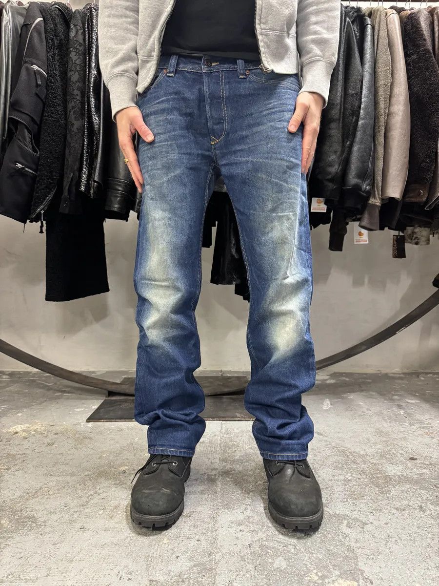 Diesel 2000s Diesel Blue Faded Denim Jeans Size US 34 / EU 50 - 1 Thumbnail