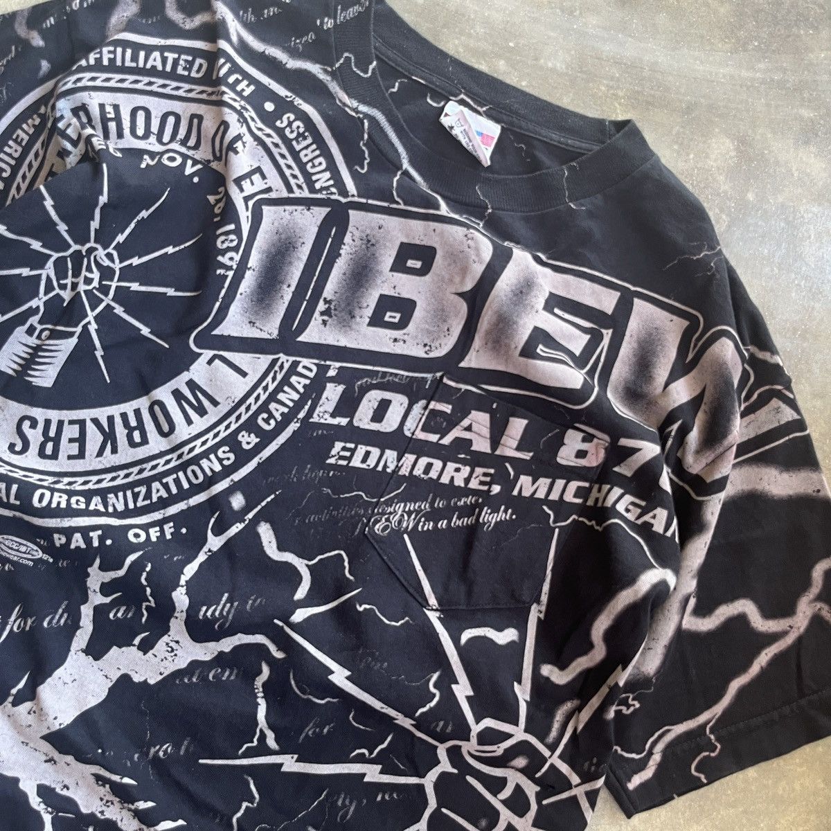 Vintage T-Shirt Vintage Bayside Ibew Big Print 876 Size US L / EU 52-54 / 3 - 3 Thumbnail