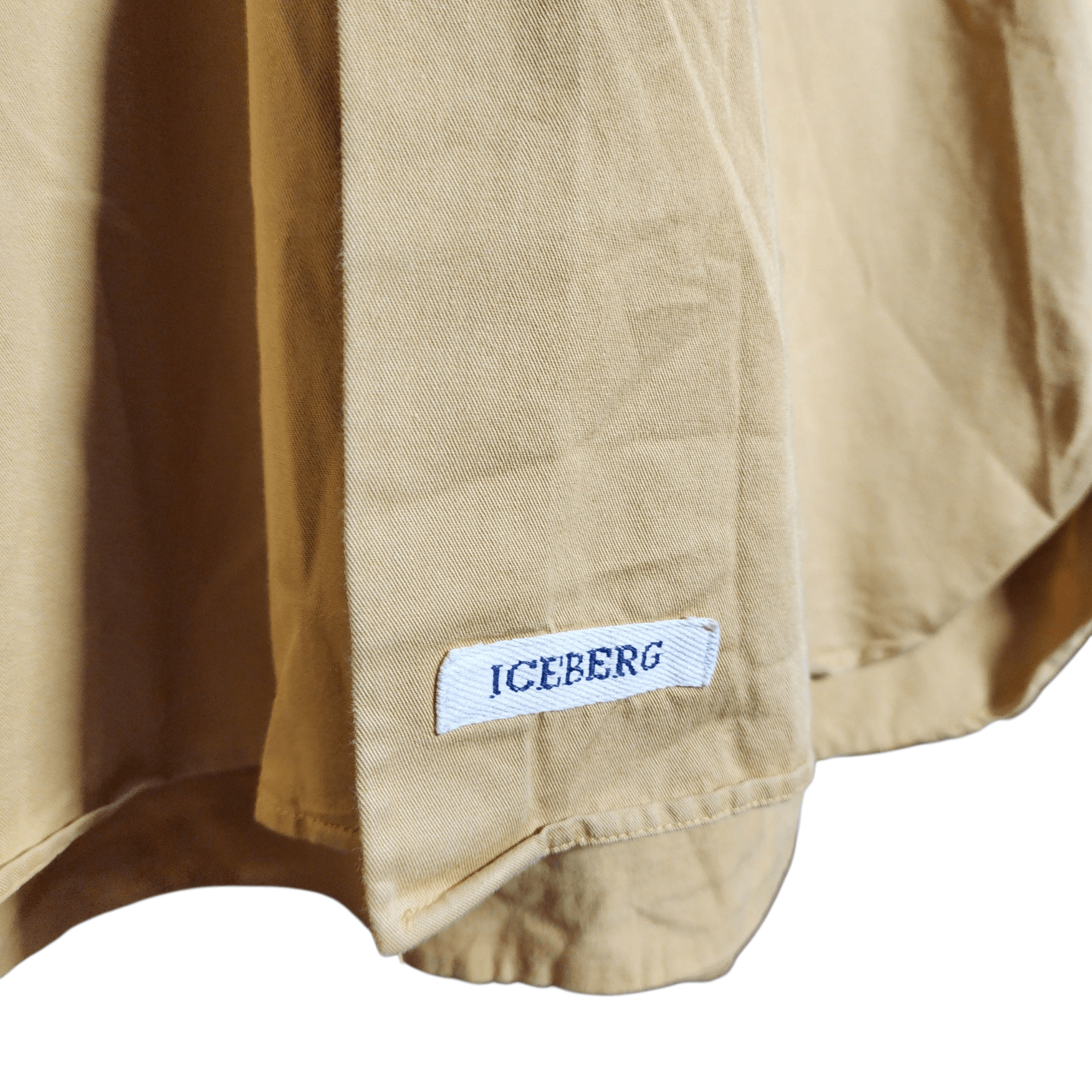 Iceberg Rare Vintage 90s 1994 Iceberg Shirt x Warner Bros Size US XL / EU 56 / 4 - 9 Thumbnail