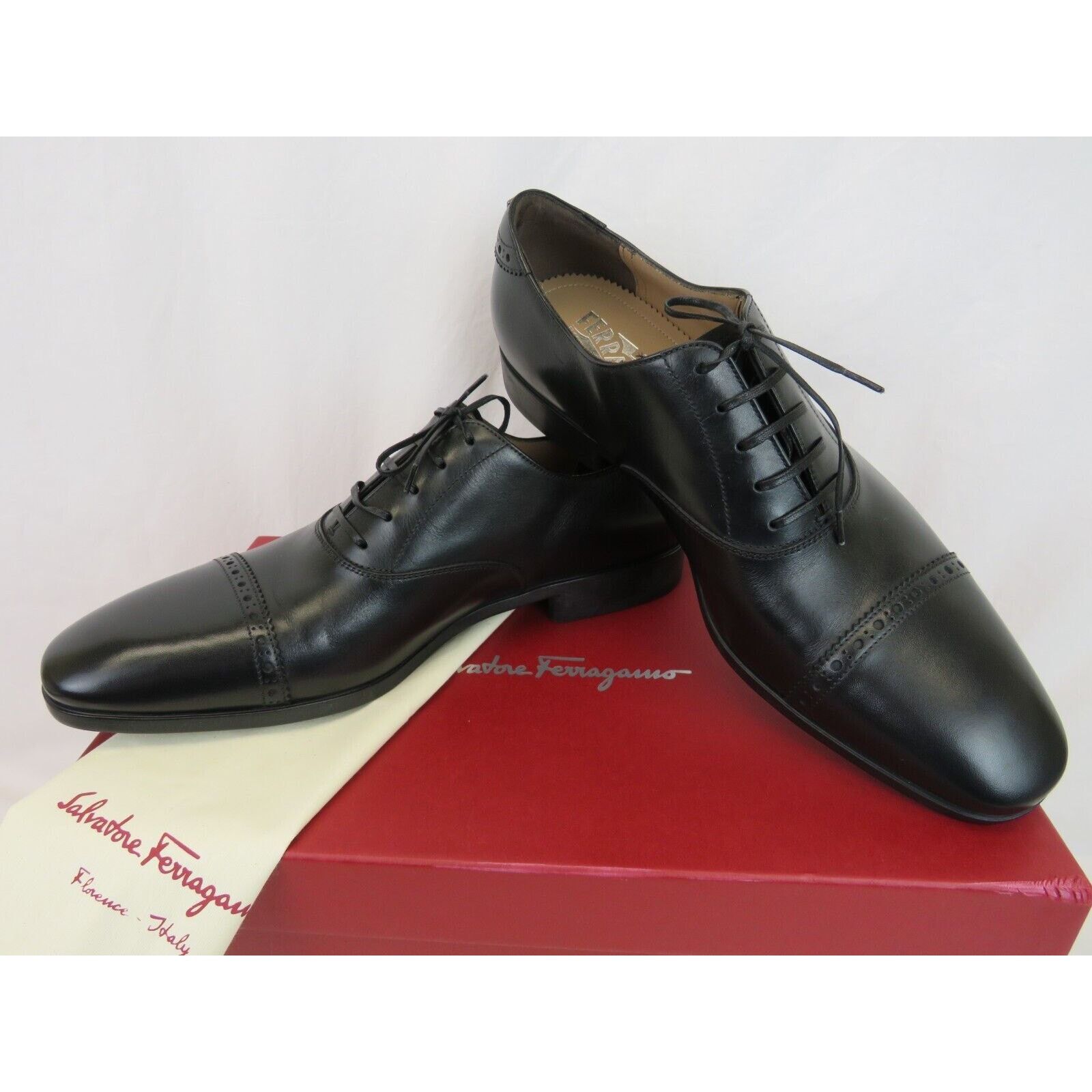 Salvatore Ferragamo FERRAGAMO BOSTON BLACK BROGUE LEATHER GANCINI OXFORDS 10 EE Size US 11 / EU 44 - 12 Thumbnail