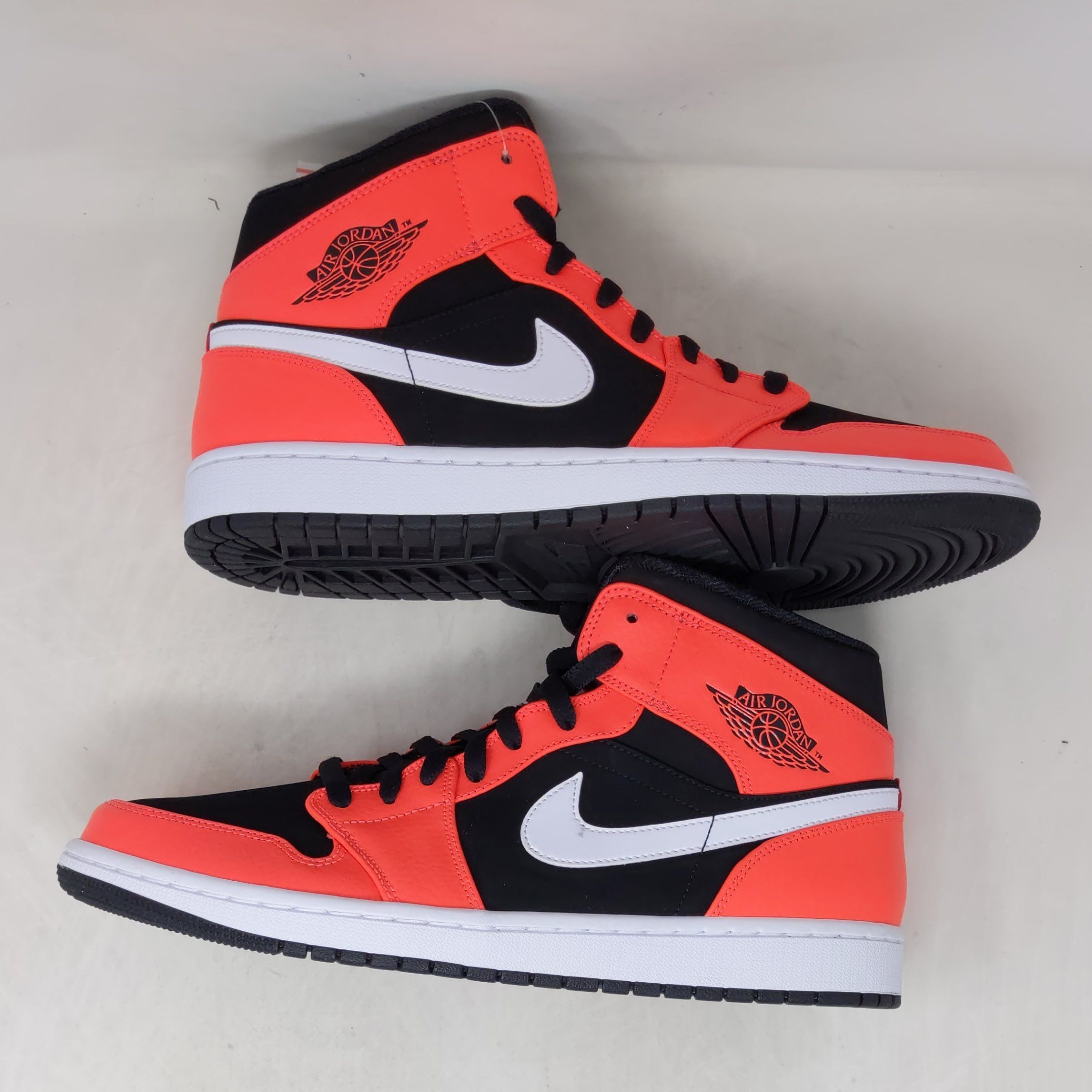 Air Jordan 1 Retro Mid Infrared 23
