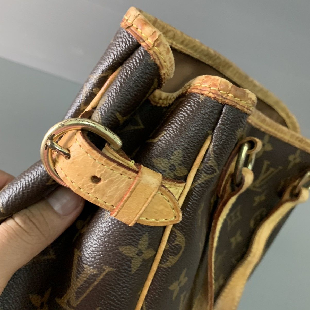 Louis Vuitton Louis Vuitton Monogram Batignolles Horizontal PM Handbag Size ONE SIZE - 14 Thumbnail