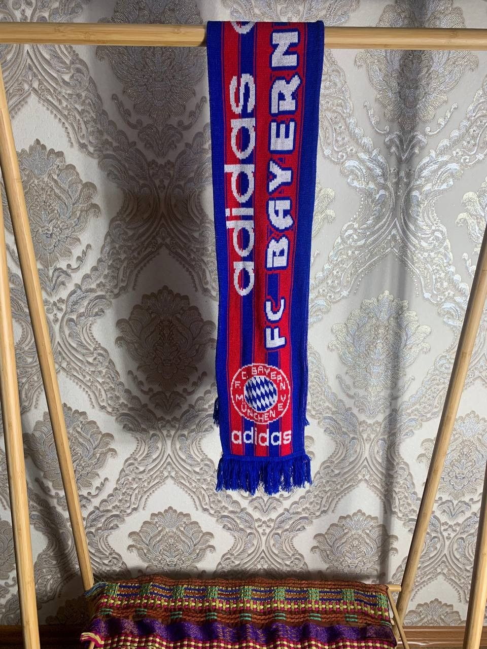 Adidas VERY RARE ADIDAS BAYERN MUNCHEN GERMANY SOCCER RETRO Y2K 90s Size ONE SIZE - 4 Thumbnail