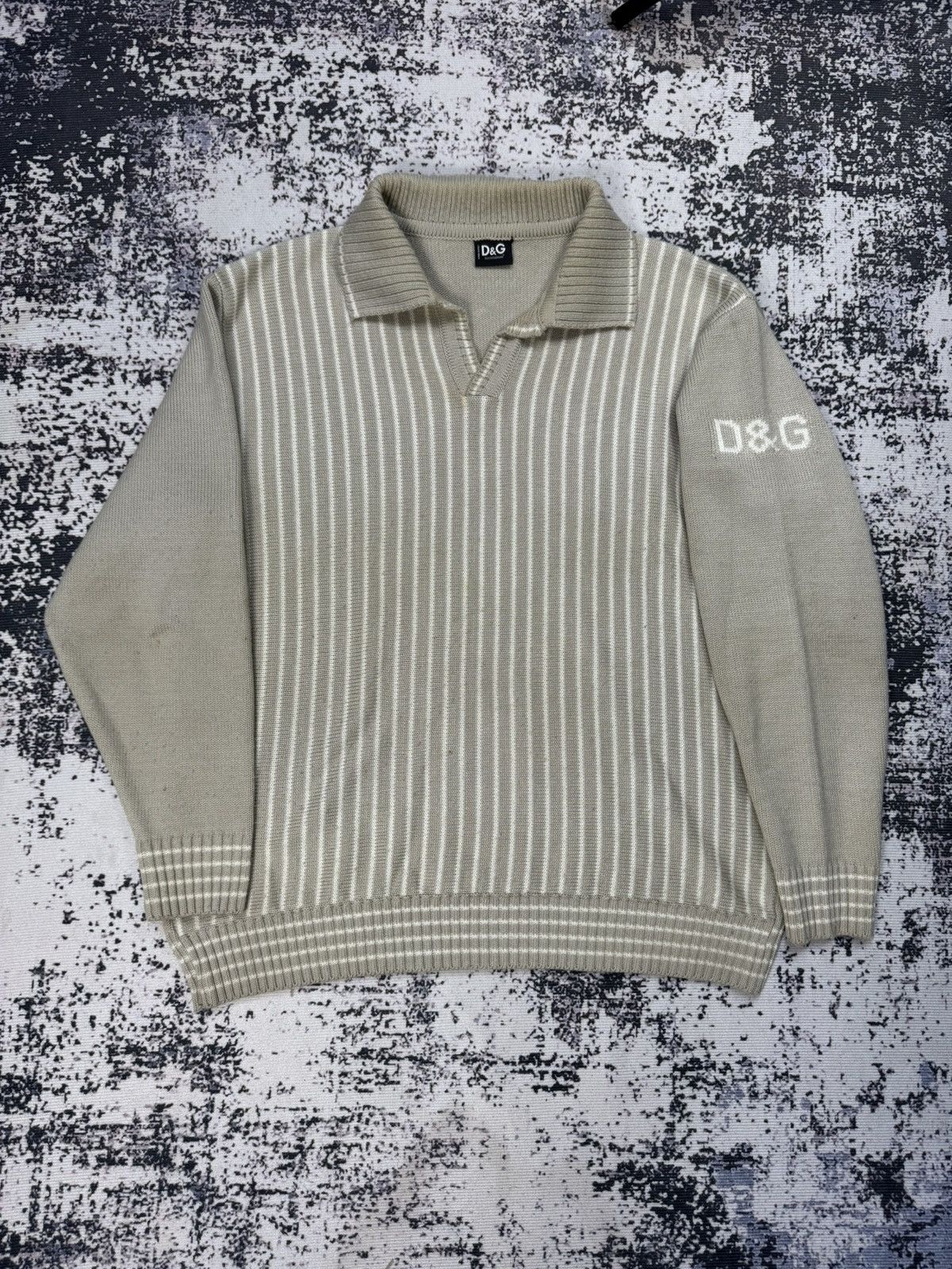 Designer × Dolce & Gabbana × Vintage Dolce Gabbana Jumper Vintage Beige logo L Size US L / EU 52-54 / 3 - 1 Thumbnail
