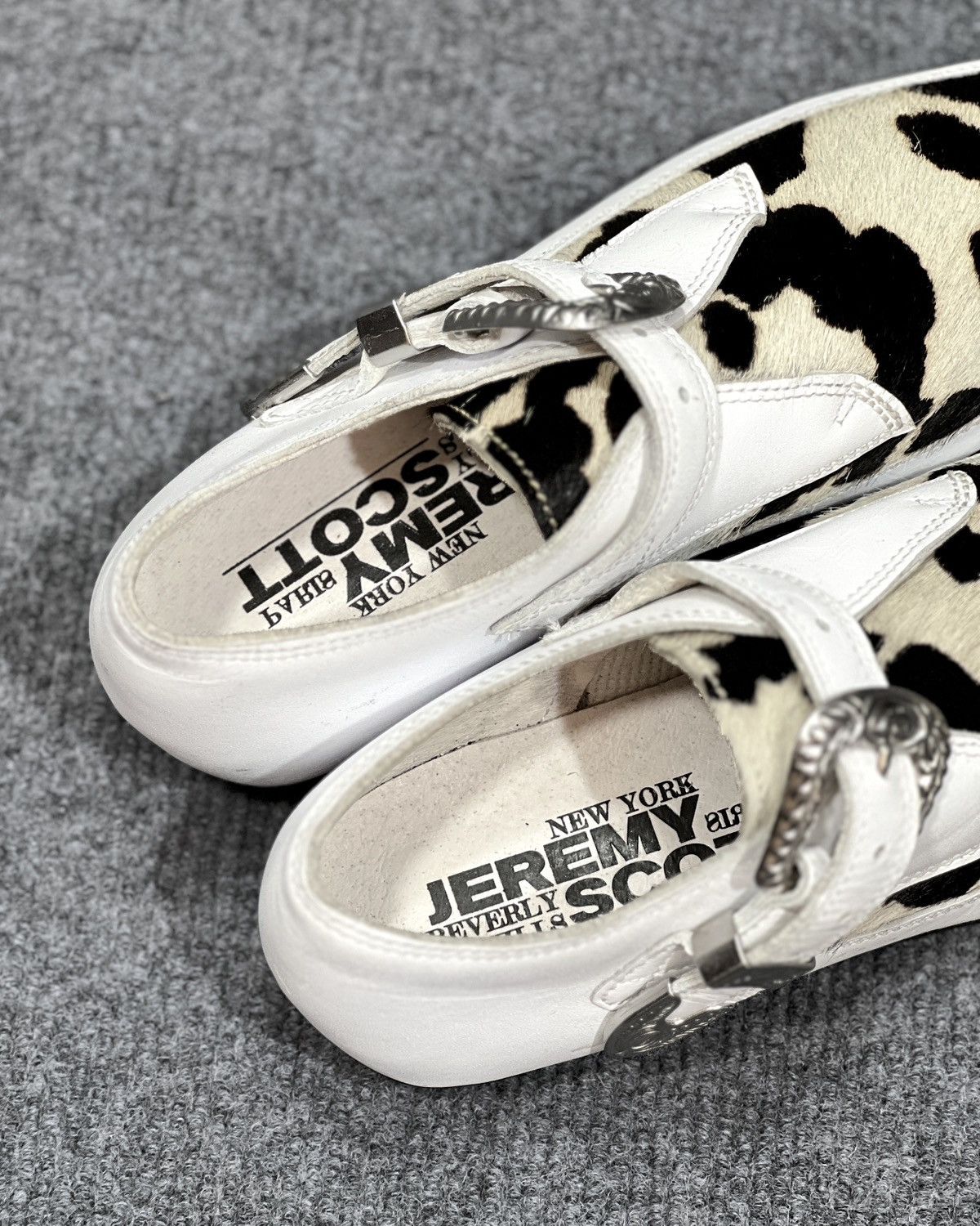 Adidas × Jeremy Scott Jeremy Scott x adidas Pony SLM Size US 7.5 / IT 37.5 - 7 Thumbnail