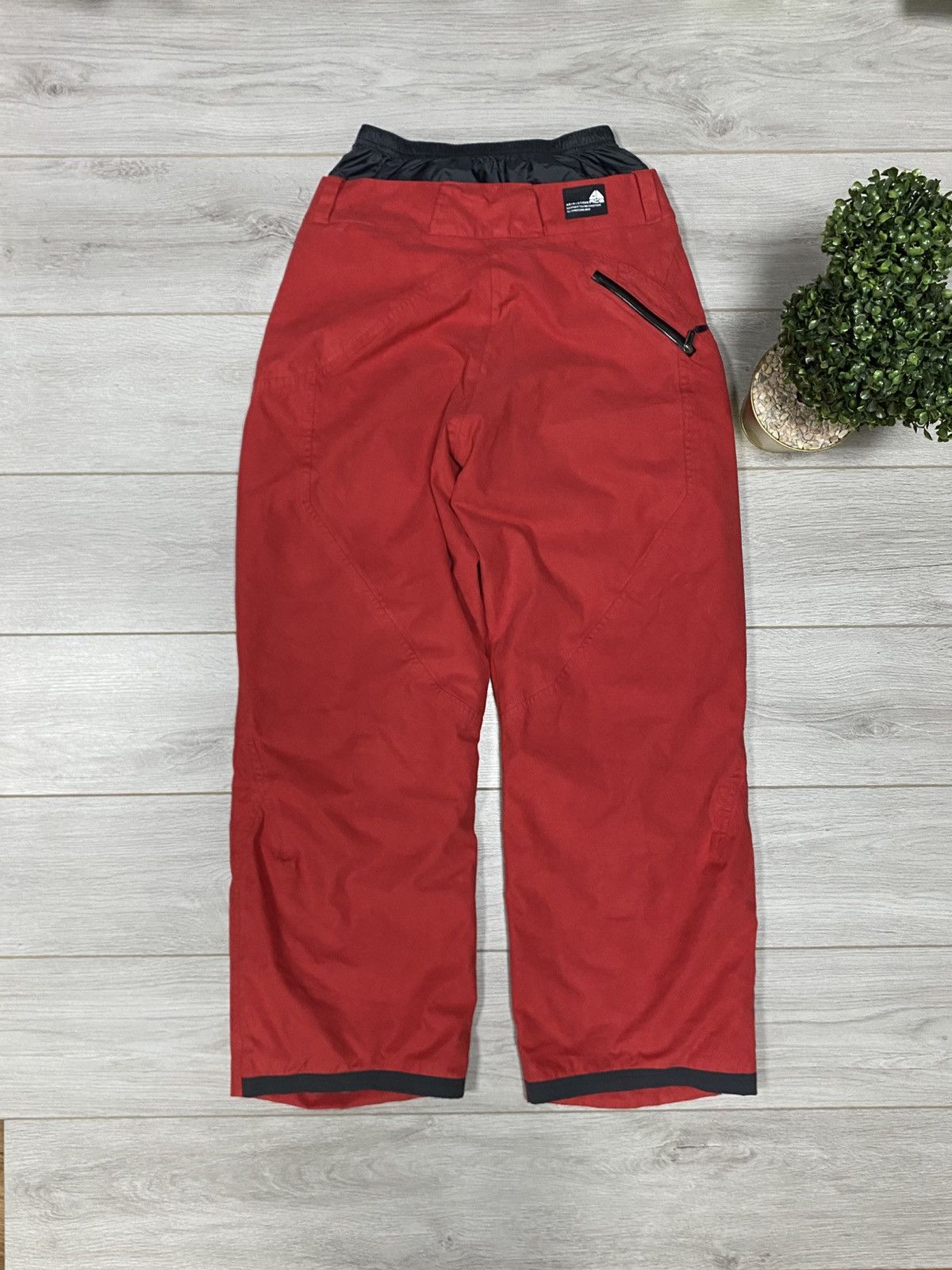 Nike acg vintage multi pocket storm fit ski pants snowboard