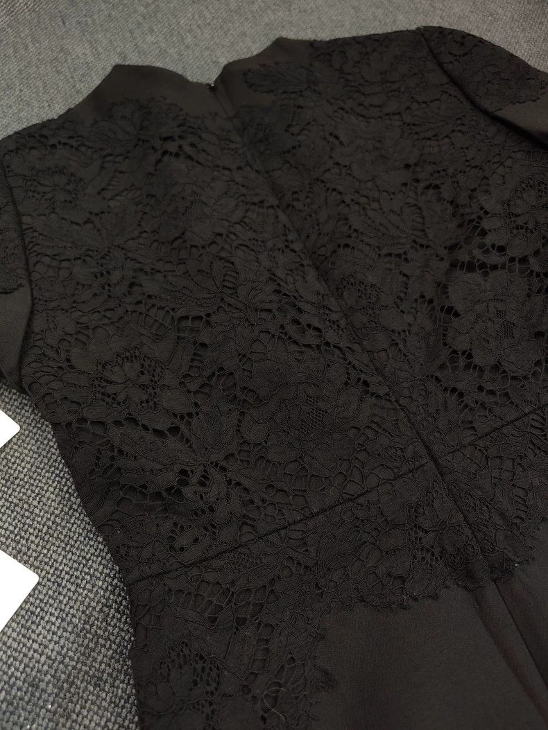 Valentino Valentino Wool patch lace dress Size XS / US 0-2 / IT 36-38 - 4 Thumbnail