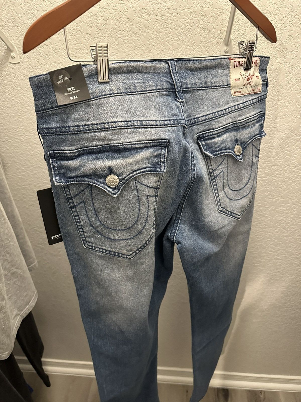 True Religion Ricky SN Flap Straight 32in inseam Size US 34 / EU 50 - 1 Thumbnail