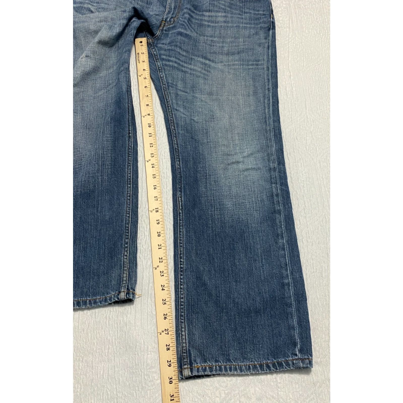 Levi's Levis 559 Jeans Mens Size 38×30 Blue Distressed Relaxed Straight Whiskers Size US 38 / EU 54 - 6 Thumbnail