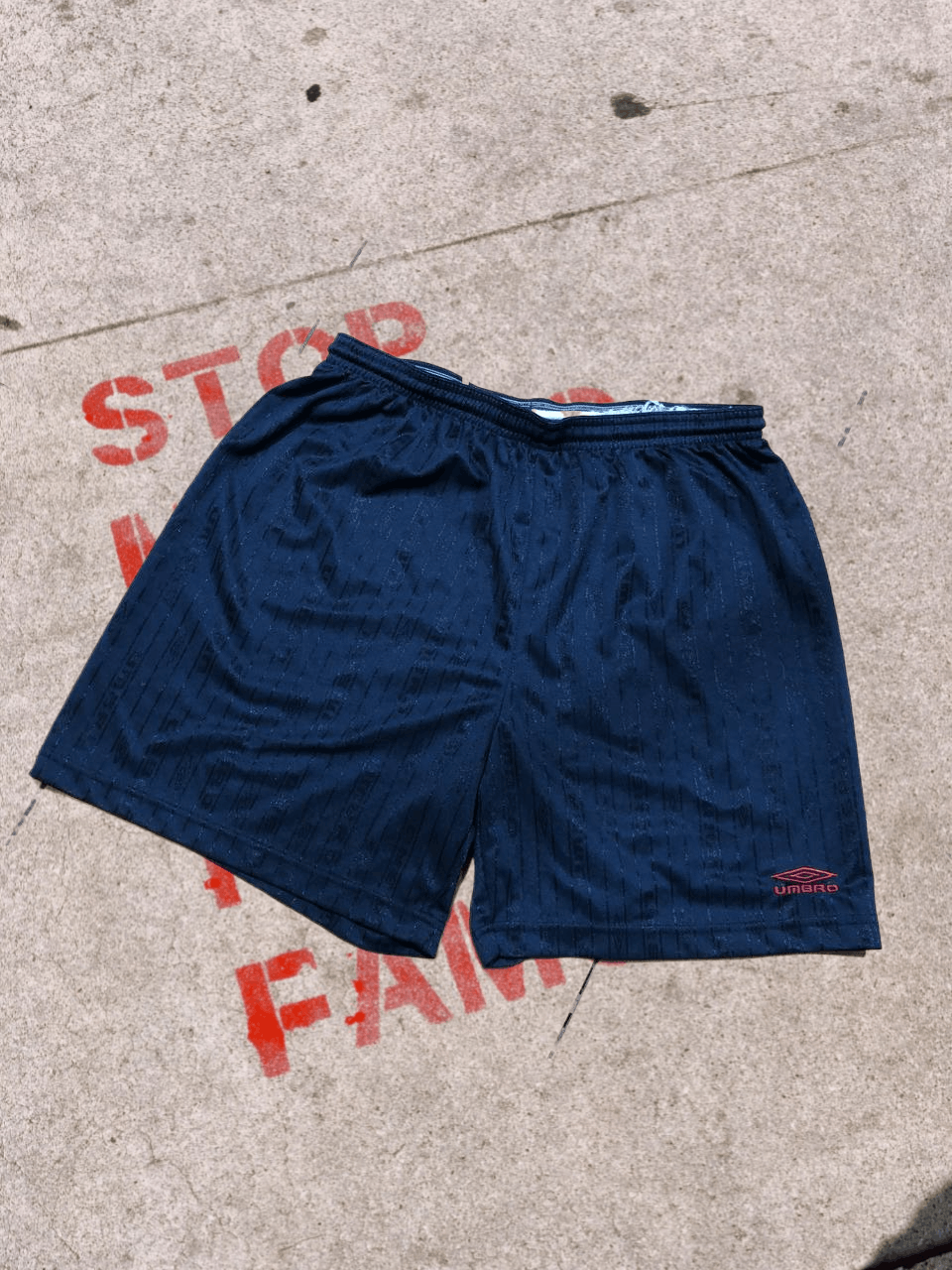 Umbro Vintage 90s Umbro shorts streetwear y2k Size US 34 / EU 50 - 1 Thumbnail