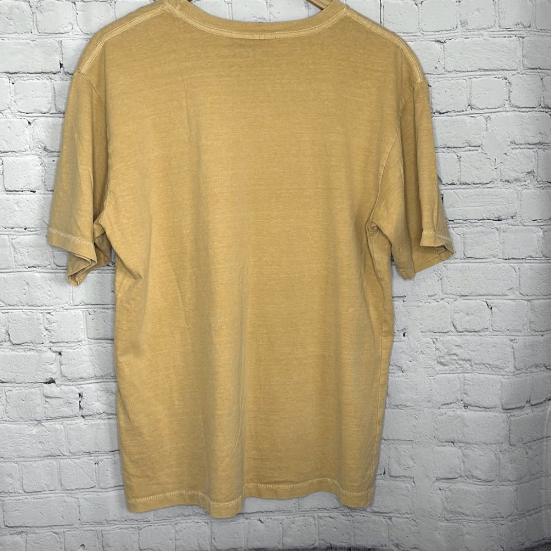 VINTAGE No Boundaries T-Shirt Shirt Mens Small Yellow Desert Highway Eagles Single Stitch Graphic Tee