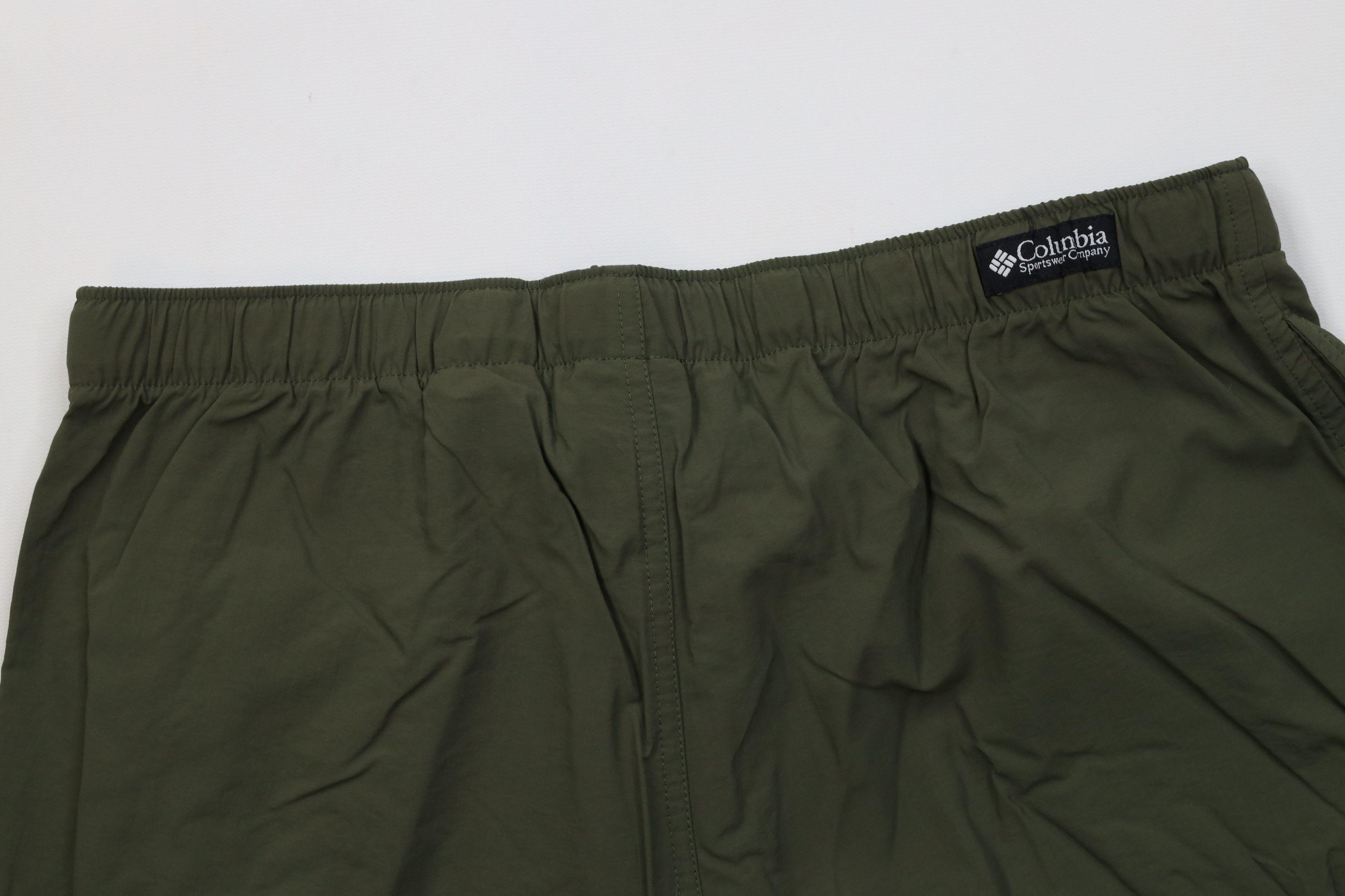 Columbia Vintage Y2K Columbia Above Knee Trekking Cargo Shorts Green Size 31" - 8 Thumbnail
