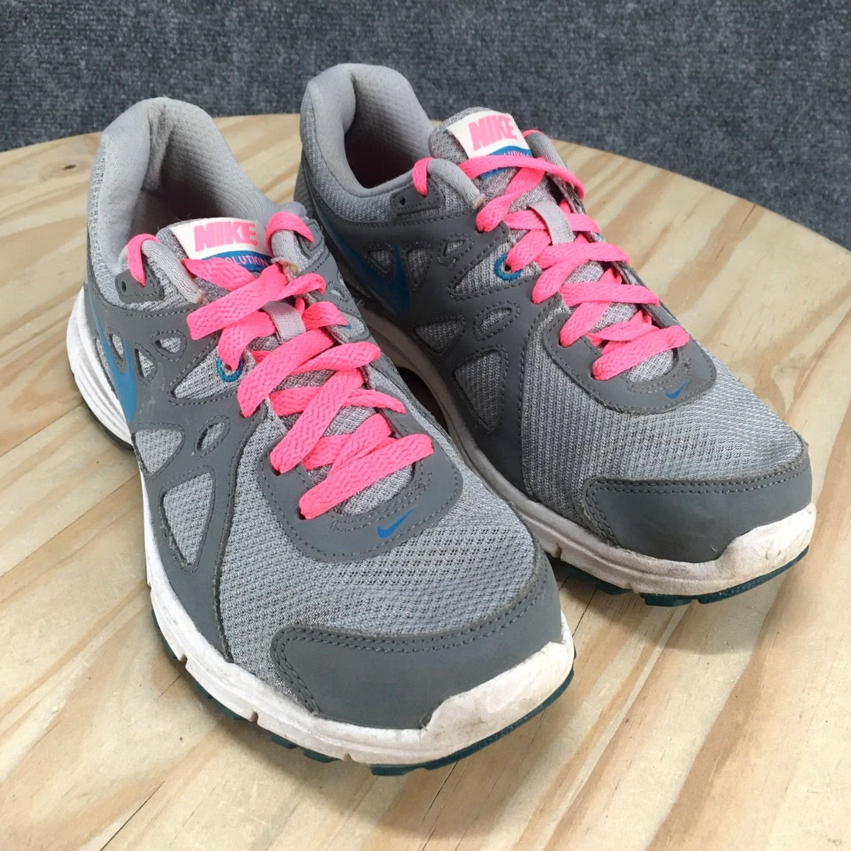 Nike Nike Revolution 2 Running Sneaker Womens 9 Gray Lace Up Low Top 554900-006 Size M / US 6-8 / IT 42-44 - 3 Thumbnail