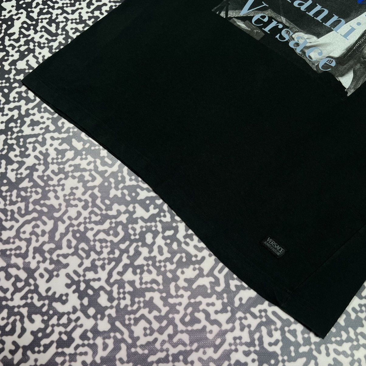Versace RARE 90s Versace Bruce Weber Rock & Royalty Luxury T-shirt Size US XL / EU 56 / 4 - 11 Thumbnail